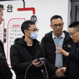 南通中遠(yuǎn)克萊芬蒞臨科電儀器洽談合作，共謀船舶行業(yè)檢測新方向